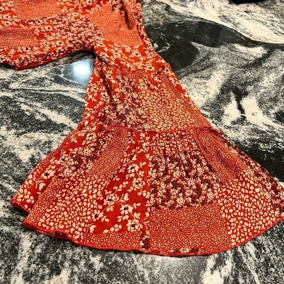 ANDTHEWHY red peasant patchwork floral top with ties at neck - Picture 11 of 11